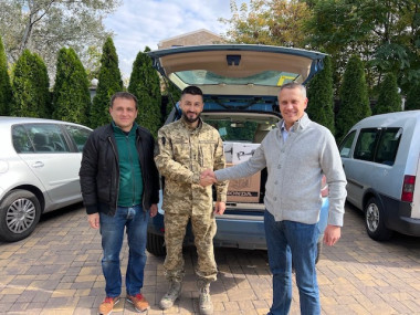 Фондом Сергія Березенка було закуплено та передано необхідну військову техніку для однієї із військових частин ЗСУ