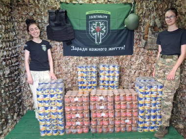 Благодійний фонд «Спільна справа» передав наступні дві партії продуктів для "Госпітальєрів"