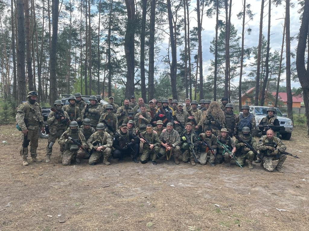 Фондом передано 30 комплектів захисту для бійців за зразками НАТО