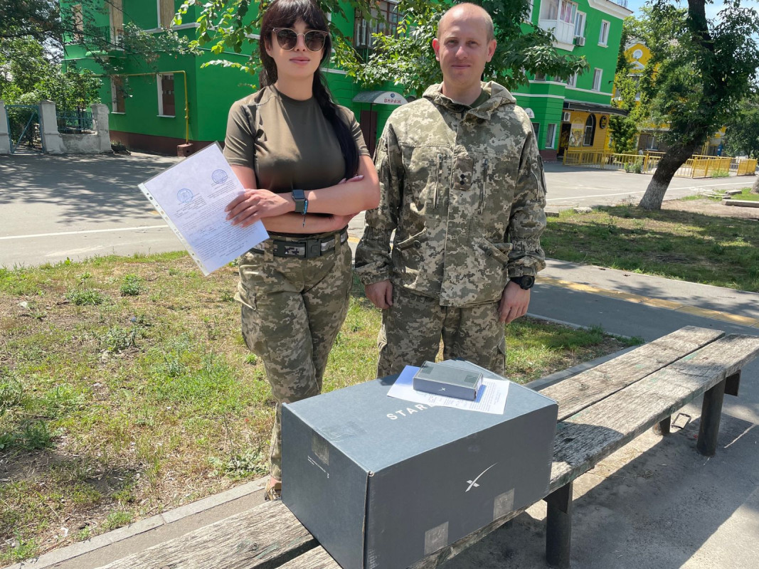 Благодійний фонд Сергія Березенка закупив та передав 25-тій окремій  бригаді супутникову систему Starlink
